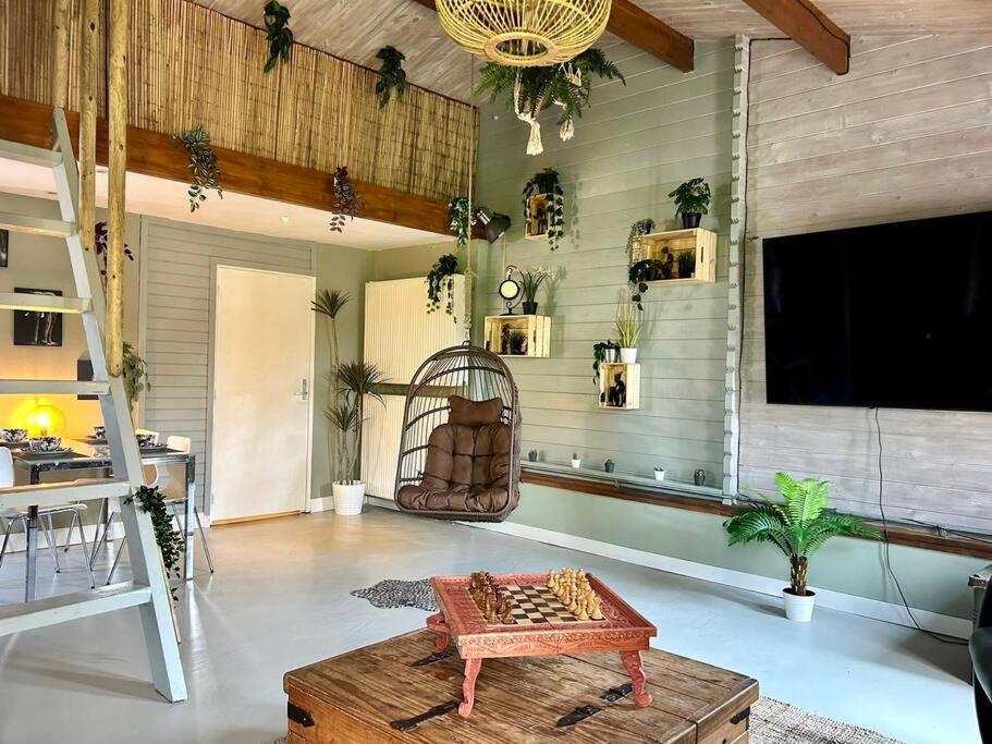 Jungle Style Lodge With Jacuzzi ,Sauna And Garden Near Amsterdam Vijfhuizen Luaran gambar