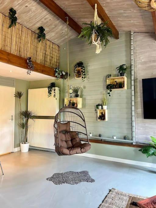 Jungle Style Lodge With Jacuzzi ,Sauna And Garden Near Amsterdam Vijfhuizen Luaran gambar