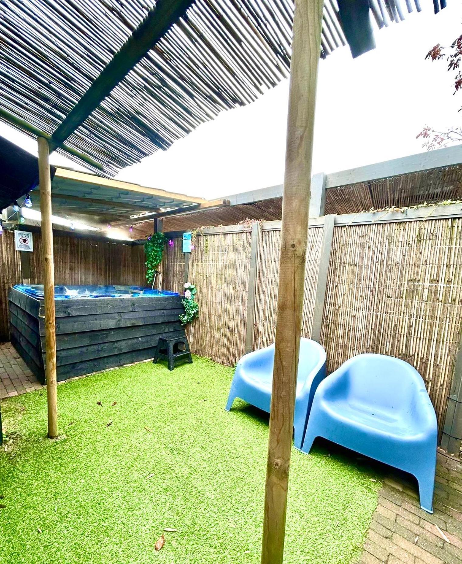Jungle Style Lodge With Jacuzzi ,Sauna And Garden Near Amsterdam Vijfhuizen Luaran gambar